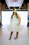 Azerbaijan Fashion Week 2022 – от одеяний кочевников и элегантных хиджабов до волшебной птицы Хумо (ФОТО)