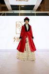 Azerbaijan Fashion Week 2022 – от одеяний кочевников и элегантных хиджабов до волшебной птицы Хумо (ФОТО)
