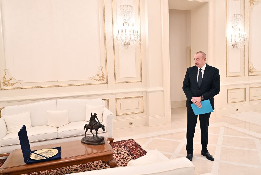 President Ilham Aliyev receives Head of Russia's Dagestan Republic (PHOTO)