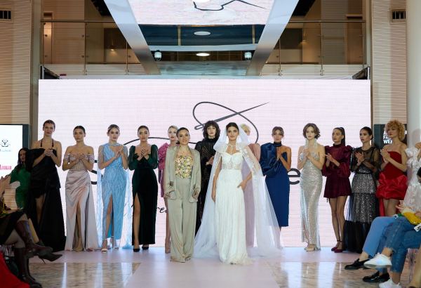 Azerbaijan Fashion Week 2022 - от легионеров и свадебных платьев до адаптивной моды  (ФОТО)