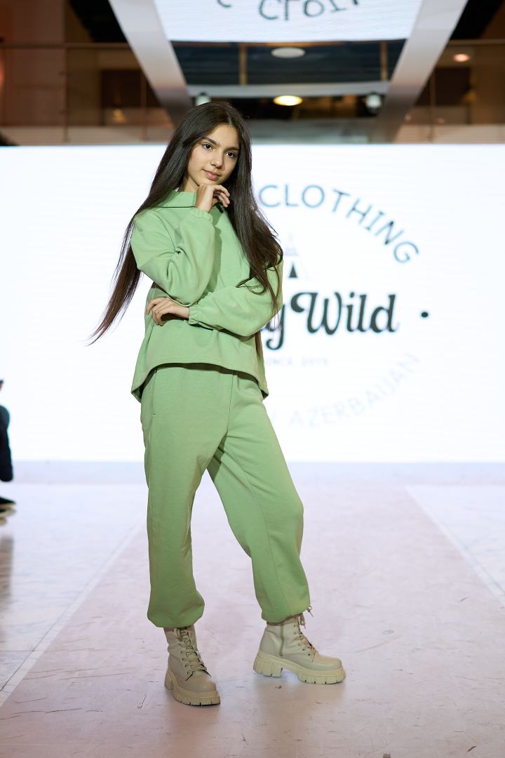 Azerbaijan Fashion Week 2022 - от легионеров и свадебных платьев до адаптивной моды  (ФОТО)