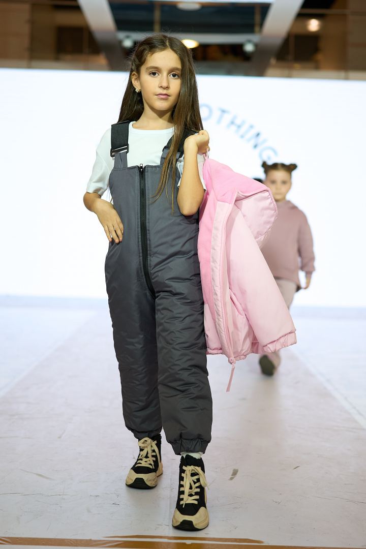 Azerbaijan Fashion Week 2022 - от легионеров и свадебных платьев до адаптивной моды  (ФОТО)