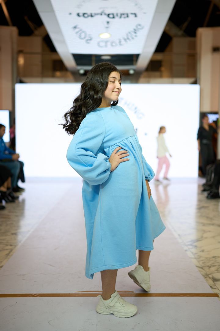 Azerbaijan Fashion Week 2022 - от легионеров и свадебных платьев до адаптивной моды  (ФОТО)