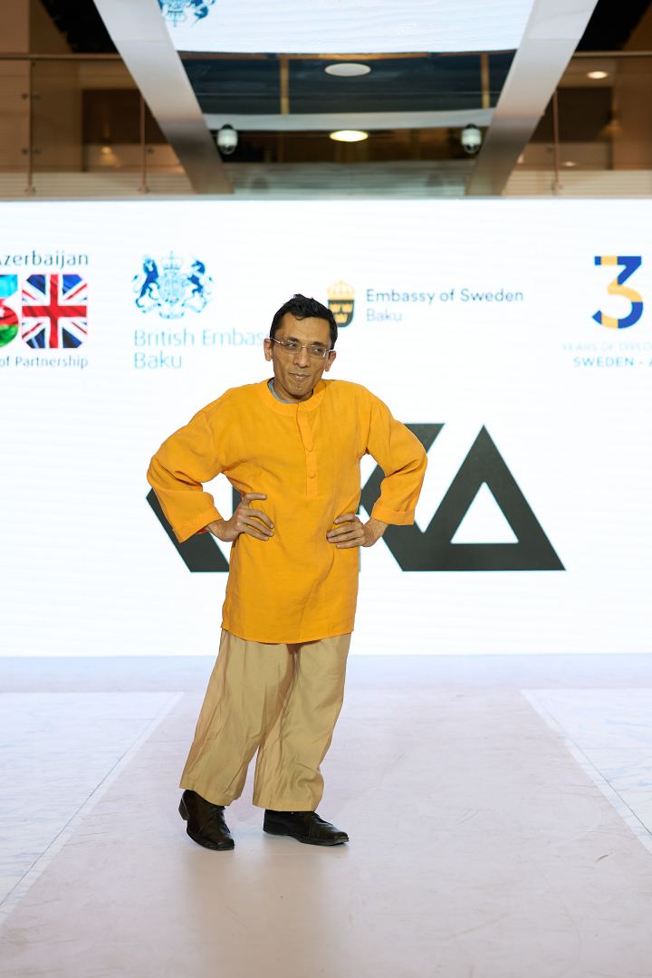 Azerbaijan Fashion Week 2022 - от легионеров и свадебных платьев до адаптивной моды  (ФОТО)
