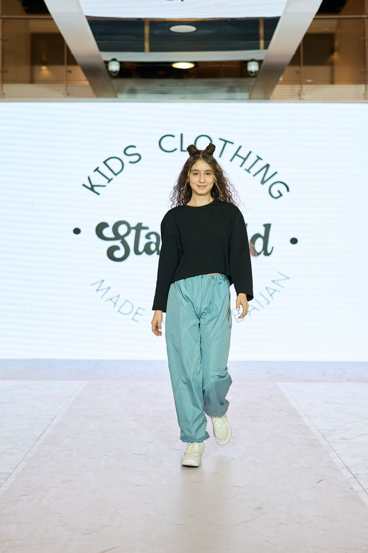 Azerbaijan Fashion Week 2022 - от легионеров и свадебных платьев до адаптивной моды  (ФОТО)