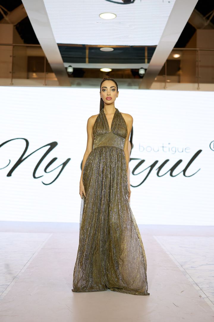 Azerbaijan Fashion Week 2022 - от легионеров и свадебных платьев до адаптивной моды  (ФОТО)