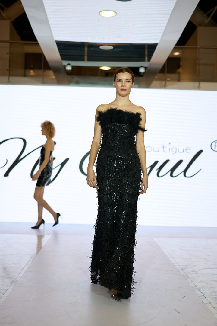 Azerbaijan Fashion Week 2022 - от легионеров и свадебных платьев до адаптивной моды  (ФОТО)