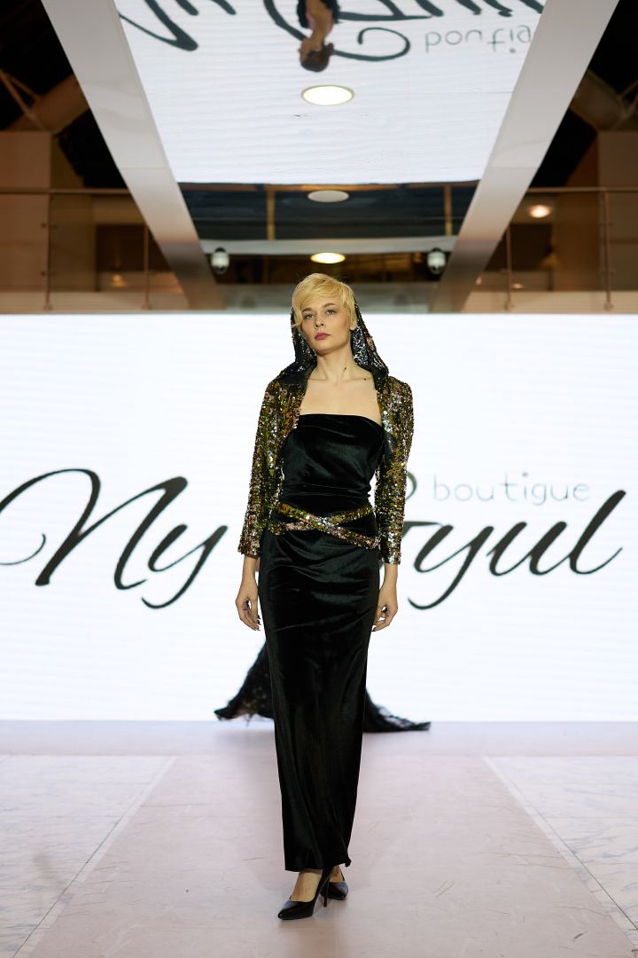 Azerbaijan Fashion Week 2022 - от легионеров и свадебных платьев до адаптивной моды  (ФОТО)