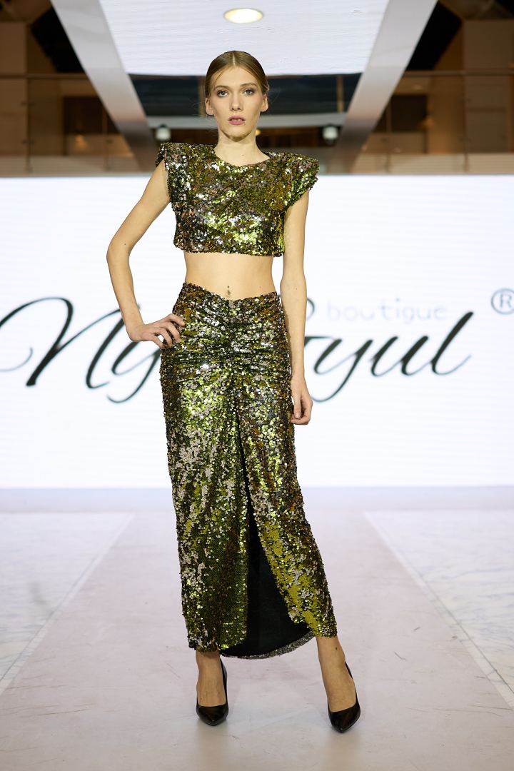 Azerbaijan Fashion Week 2022 - от легионеров и свадебных платьев до адаптивной моды  (ФОТО)
