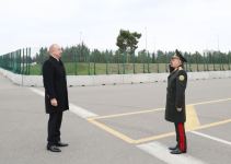 Президент Ильхам Алиев ознакомился с новоприобретенной техникой специального назначения и автомобилями скорой медицинской помощи (ФОТО)