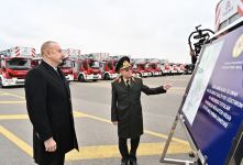 Президент Ильхам Алиев ознакомился с новоприобретенной техникой специального назначения и автомобилями скорой медицинской помощи (ФОТО)