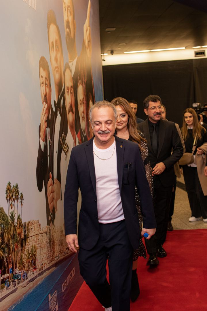 В Баку прошел гала-вечер фильма "Танцы с шакалами 6" с участием турецких звезд (ВИДЕО, ФОТО)
