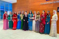 В рамках Дней города Шуша в Бурсе представлена коллекция Гюльнары Халиловой "Карабах" (ВИДЕО, ФОТО)