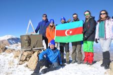 Совершено восхождение на пик "Гейдар зирвеси" в память о великом  лидере Гейдаре Алиеве  (ФОТО)