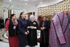 First VP of Azerbaijan Mehriban Aliyeva views exhibitions of fine and decorative arts in Turkmenbashi (PHOTO/VIDEO)
