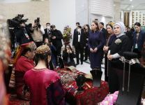 First VP of Azerbaijan Mehriban Aliyeva views exhibitions of fine and decorative arts in Turkmenbashi (PHOTO/VIDEO)