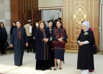 First VP of Azerbaijan Mehriban Aliyeva views exhibitions of fine and decorative arts in Turkmenbashi (PHOTO/VIDEO)