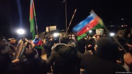 Peaceful protesters once again sing national anthem of Azerbaijan near Shusha (PHOTO/VIDEO)