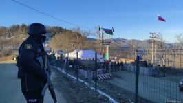 Azerbaijanis continue protests near Shusha for third day (PHOTO)