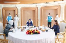 First VP of Azerbaijan Mehriban Aliyeva views exhibitions of fine and decorative arts in Turkmenbashi (PHOTO/VIDEO)