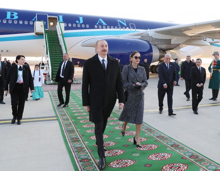 President Ilham Aliyev, First Lady Mehriban Aliyeva arrive in Turkmenistan on visit (PHOTO/VIDEO)