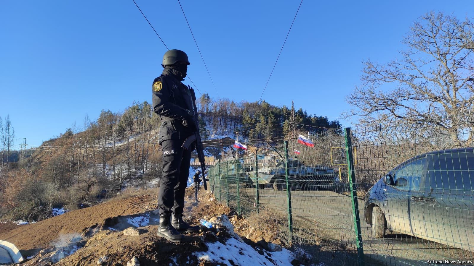 Azerbaijanis continue protests near Shusha for third day (PHOTO)