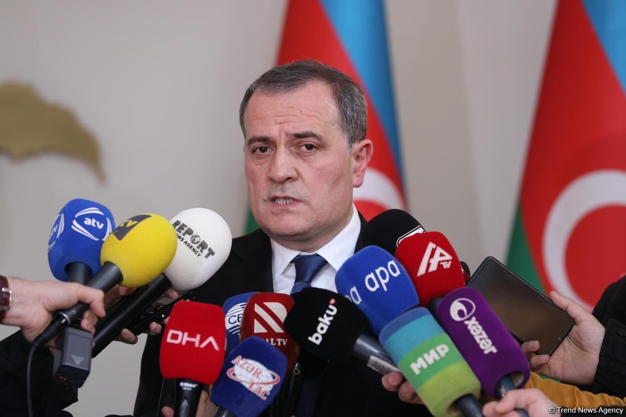 До конца этого месяца будет проведен очередной раунд переговоров с Арменией - глава МИД Азербайджана