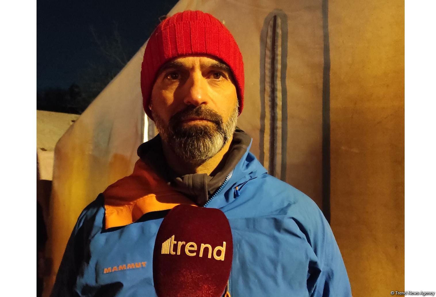 Azerbaijanis trying to tackle problem through peaceful protests – Shusha protester (VIDEO)