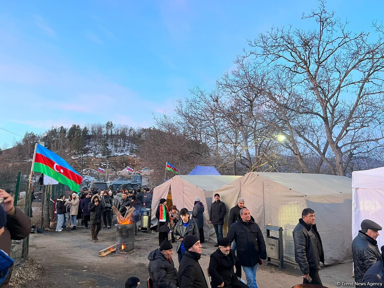 Azerbaijanis continue protests near Shusha for fourth day (PHOTO/VIDEO)