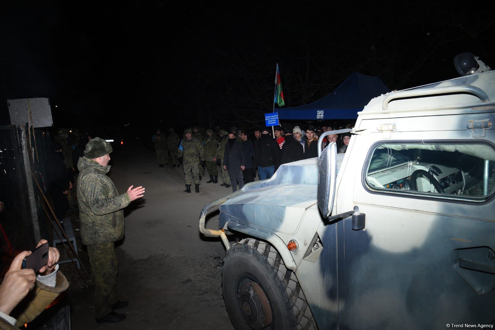 Russian peacekeepers' supply vehicle pass along Azerbaijan's Lachin road (PHOTO/VIDEO)