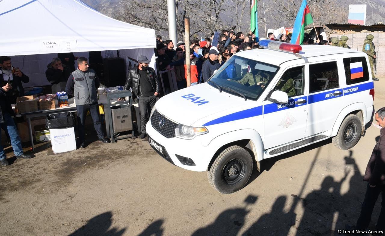 Peacekeepers' supply vehicles pass freely along Azerbaijan's Lachin road (PHOTO/VIDEO)