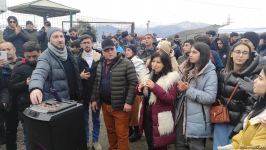 Azerbaijanis continue peaceful protests on Lachin road (PHOTO/VIDEO)