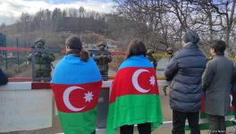 Azerbaijanis continue peaceful protests on Lachin road (PHOTO/VIDEO)