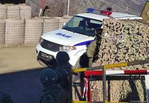 Peacekeepers' supply vehicles pass unhindered along Lachin road (PHOTO/VIDEO)