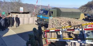 Peacekeepers' supply vehicles pass unhindered along Lachin road (PHOTO/VIDEO)