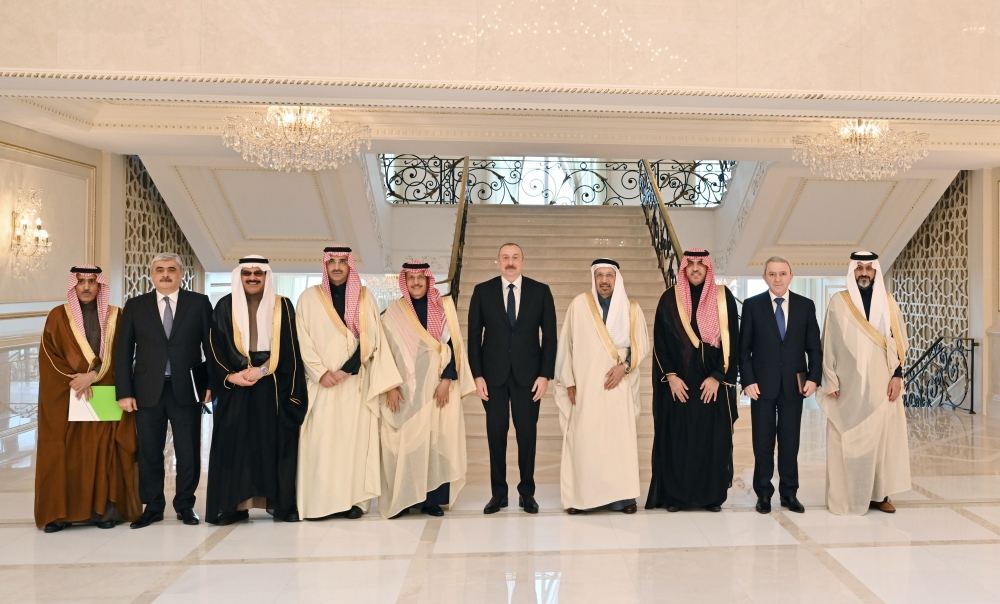 President Ilham Aliyev receives delegation led by Minister of Investment of Saudi Arabia (PHOTO)