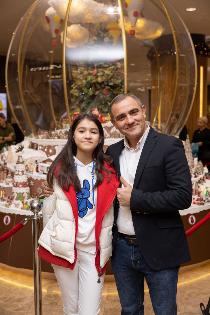Состоялось официальное открытие NARGIS CITY -  инсталляция c более 100 кг пряничного теста (ВИДЕО, ФОТО)