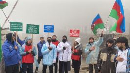 Участники акции на Лачинской дороге вновь исполнили гимн Азербайджана (ФОТО/ВИДЕО)