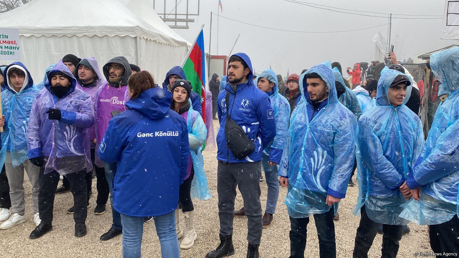 Акция на Лачинской дороге продолжается, несмотря на ухудшение погоды (ФОТО/ВИДЕО)