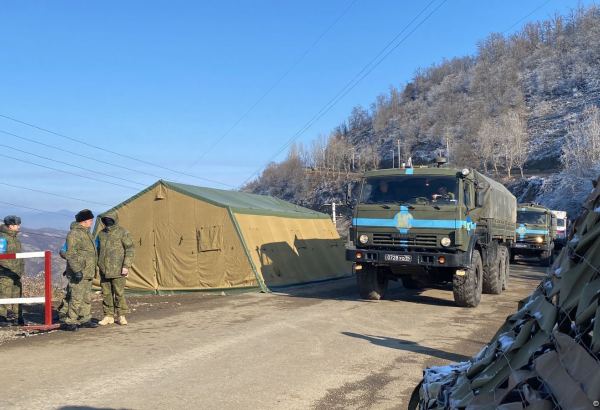 Russian peacekeepers' supply vehicles pass along Lachin road without incidents (PHOTO)