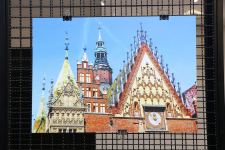 От готических замков до современных комплексов: в Баку показали архитектурные шедевры польских городов (ФОТО)