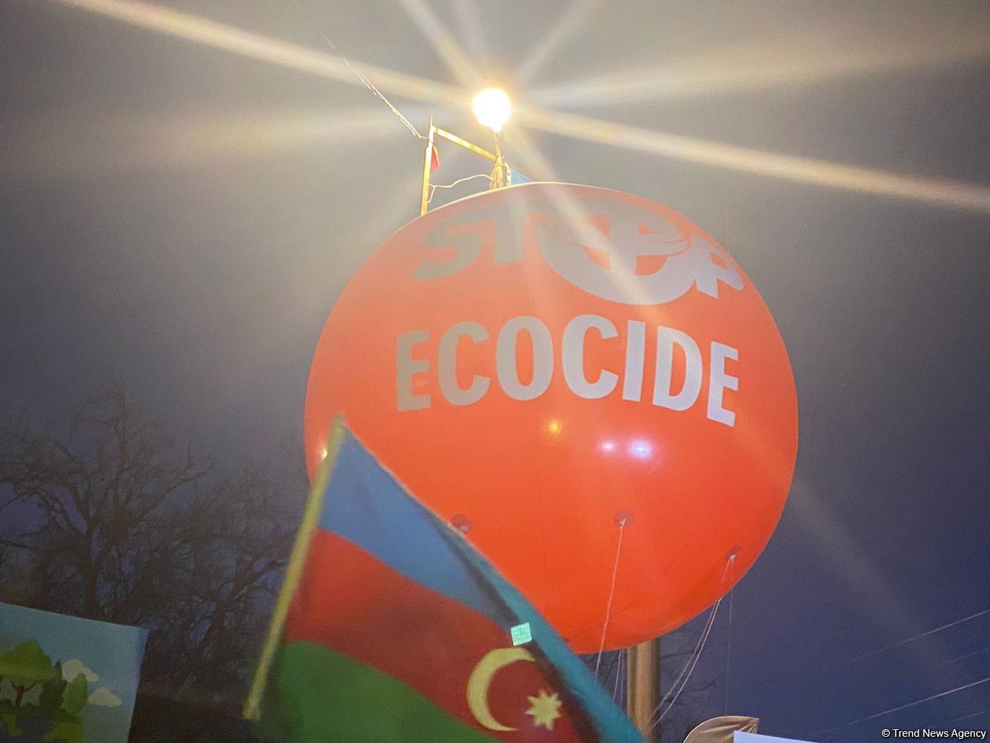 Azerbaijani peaceful protesters raise big balloon with 'Stop ecocide' written on it, on Shusha-Khankandi road (PHOTO)