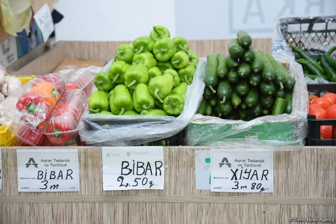 Цены на продукцию на ярмарках ”Из села в город" в Баку и на Абшероне (ФОТО)