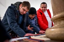 Азербайджанские ковры вызвали восхищение в Румынии (ФОТО)