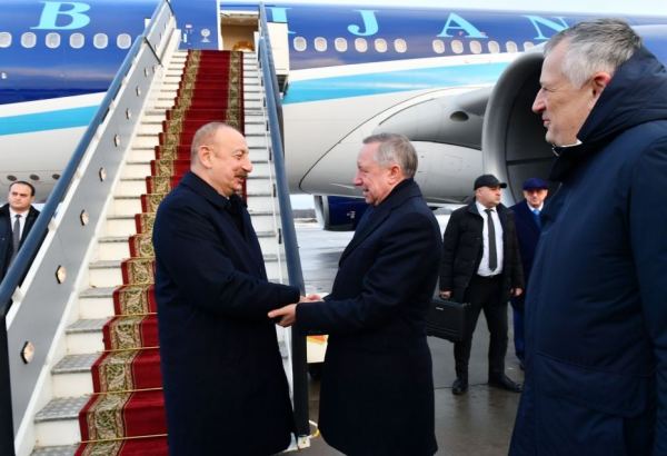 President Ilham Aliyev arrives in Russia's St. Petersburg for working visit (PHOTO/VIDEO)