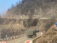 Vehicles of Russian peacekeepers keep passing along Azerbaijan's Lachin-Khankandi road (PHOTO)