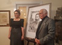 Народный художник Ариф Гусейнов презентовал картину "Мир Азима Азимзаде" (ФОТО)