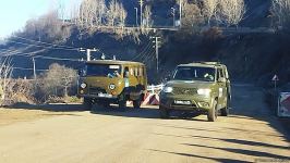 Several more vehicles of Russian peacekeepers pass freely along Azerbaijan's Lachin-Khankandi road (PHOTO)