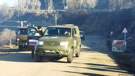 Several more vehicles of Russian peacekeepers pass freely along Azerbaijan's Lachin-Khankandi road (PHOTO)