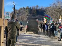 По Лачинской дороге беспрепятственно проехали еще три машины снабжения РМК (ФОТО)